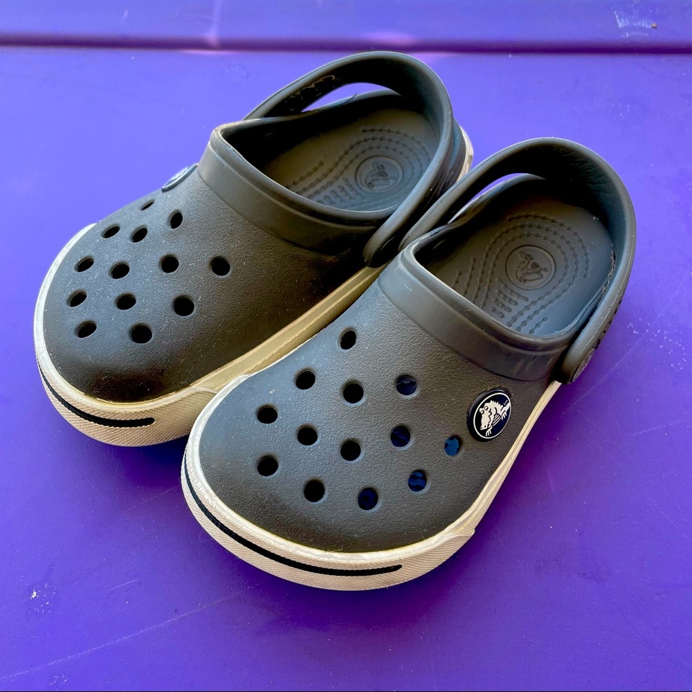 Gray with white rim CROCS, kid toddler size 8/9